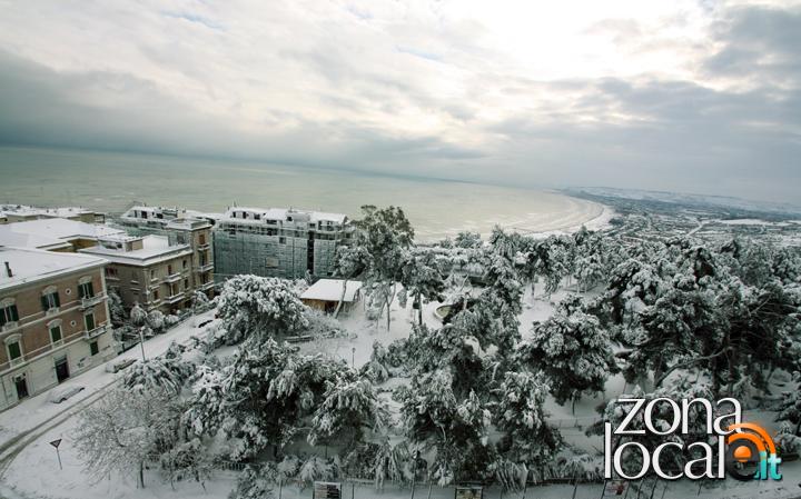 Vasto, neve a febbraio 2012 (foto di Eugenia Lombardi)