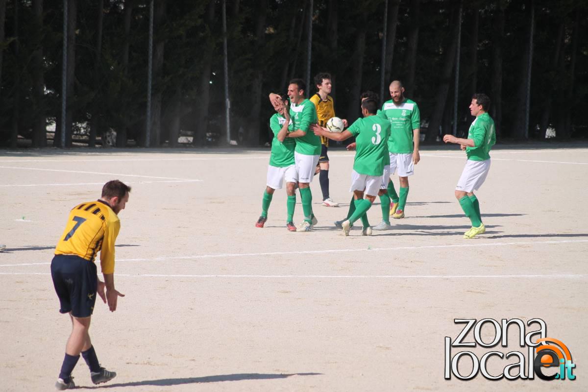 Esultanza del Monteodorisio dopo il gol di Madonna