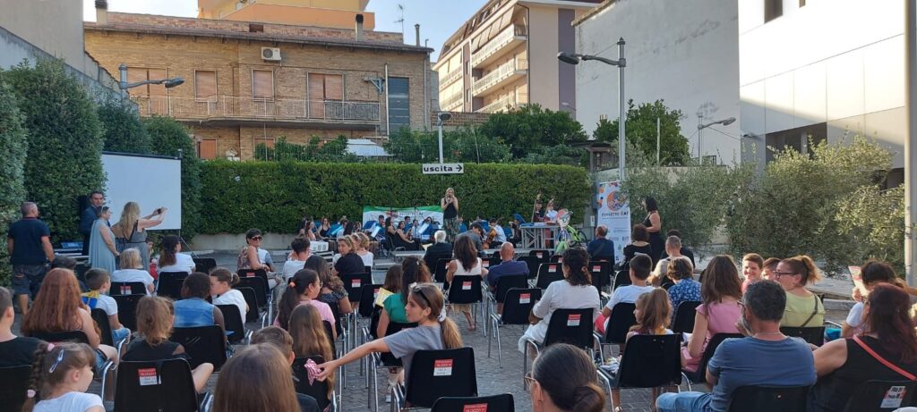 Debutto da sindaco di De Nicolis: prima uscita pubblica per partecipare all'evento del progetto RAF - Gallery 3 de nico2