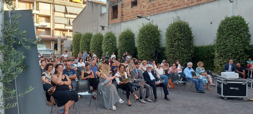 Debutto da sindaco di De Nicolis: prima uscita pubblica per partecipare all'evento del progetto RAF - Gallery 2 denico