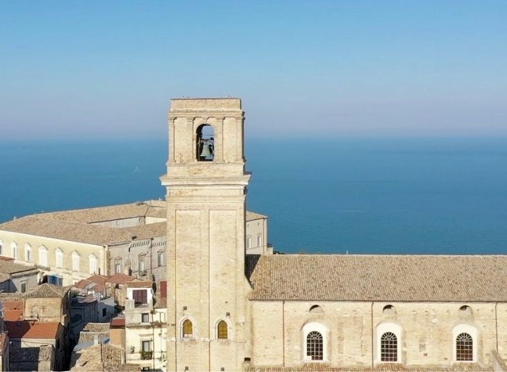 Il campanile della chiesa di Santa Maria maggiore