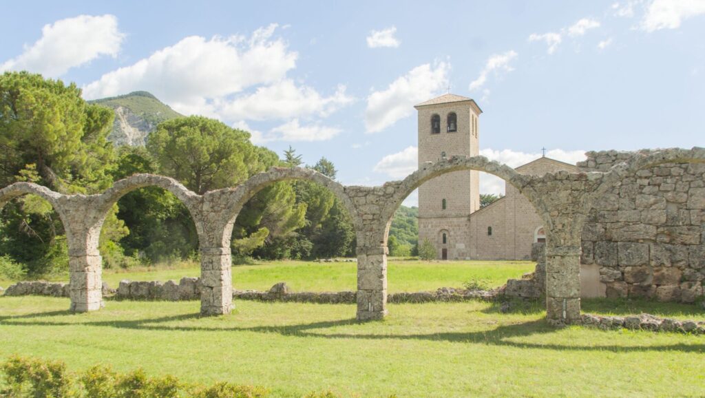 Abbazia di San Vincenzo al Volturno 1