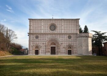 La basilica di Santa Maria di Collemaggio a L'Aquila