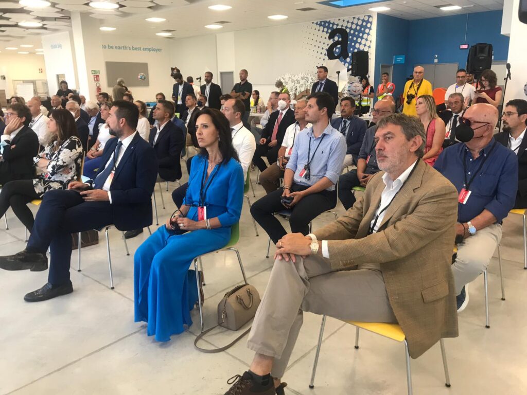 Amazon apre a San Salvo, mille posti di lavoro entro tre anni - Foto 5 cerimonia2