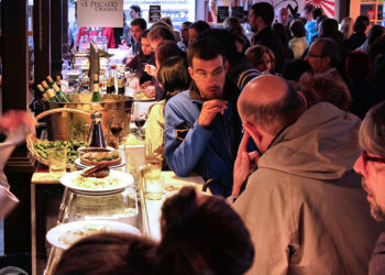 crowded bar social