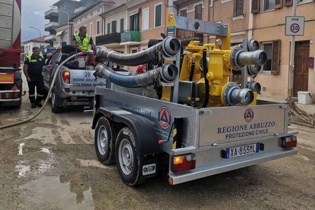 Spedizione di volontari della protezione civile abruzzese nelle Marche - Gallery 6 Foto 5