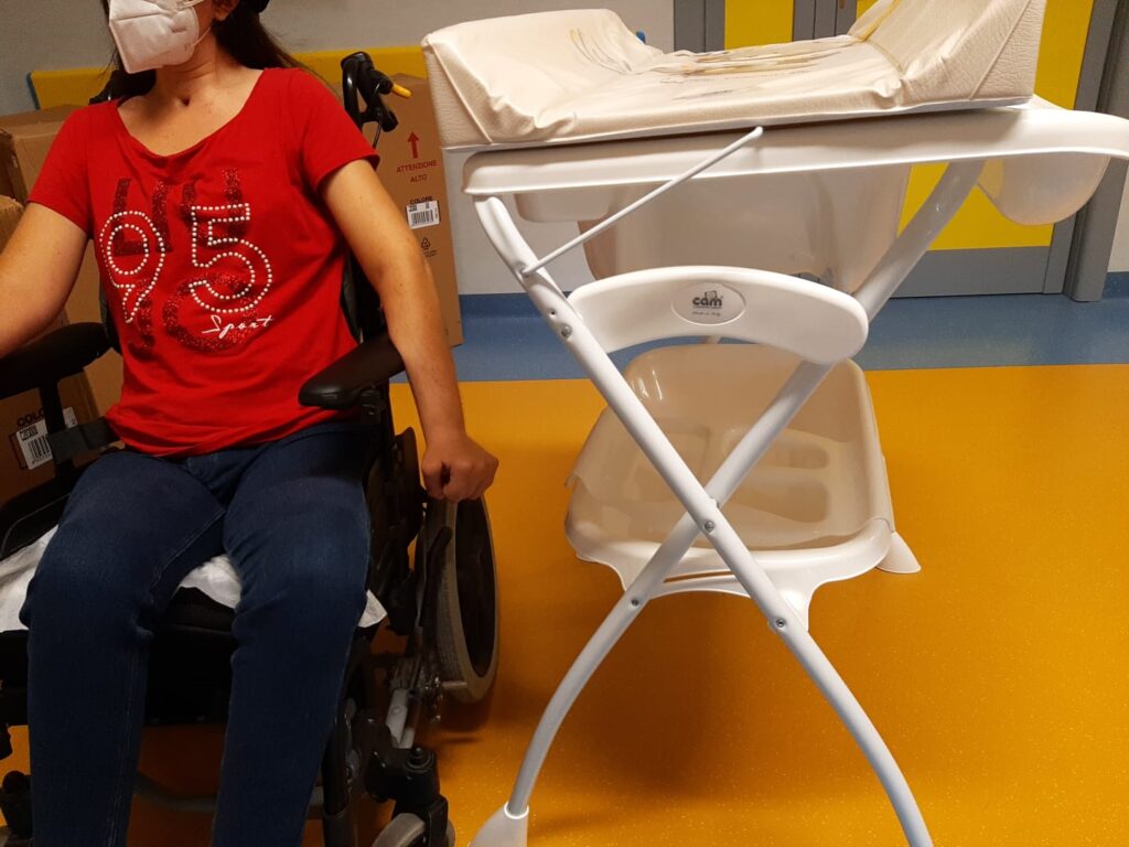 Donati fasciatoi al Renzetti in nome di Serena e famiglia - Gallery 4 Pediatria Lanciano dono Serena 2