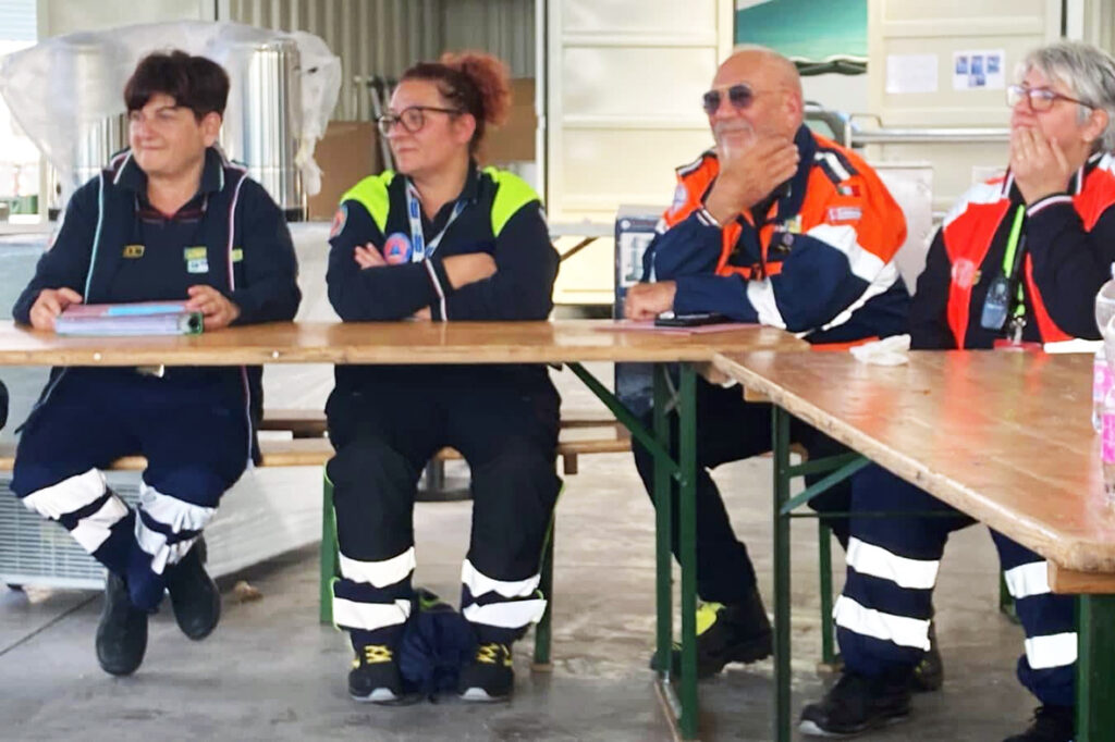 La Protezione civile di Casalbordino e Paglieta a Fano per imparare a gestire un campo d'accoglienza in emergenza - Gallery 3 Foto 2