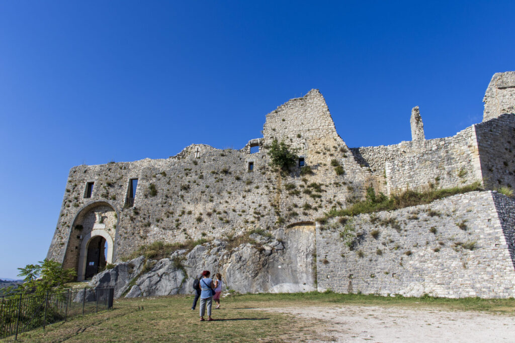 Castello di Castropignano 1