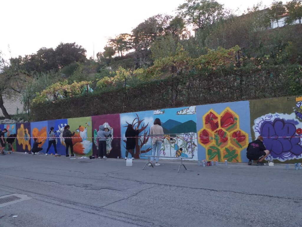 Tornareccio, progetto Erasmus sul rapporto tra giovani e aree rurali - Gallery 2 Foto 3 graffiti