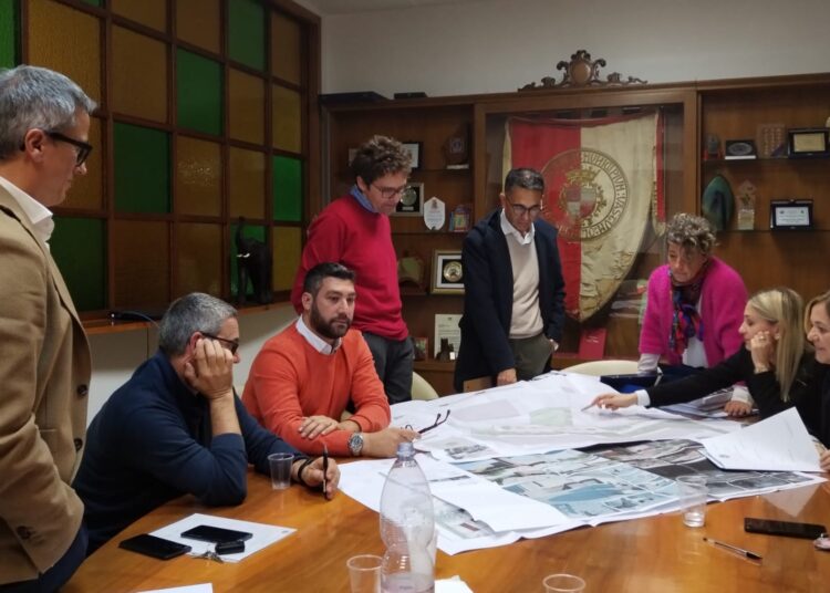 L'incontro della giunta con gli architetti progettisti