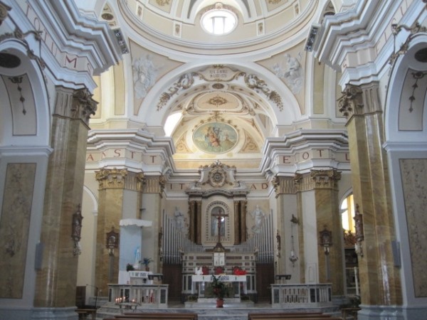 Palmoli Chiesa interno