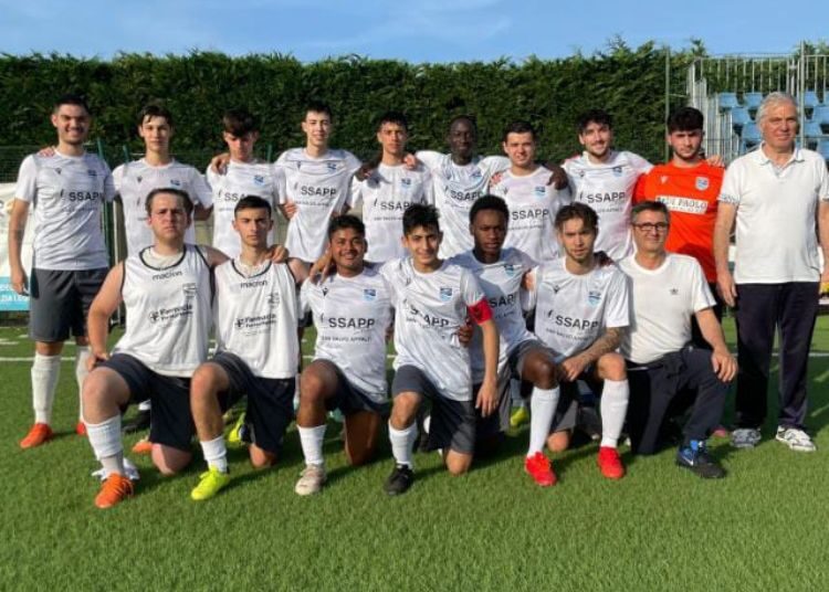 Una formazione del San Salvo Juniores Under 19