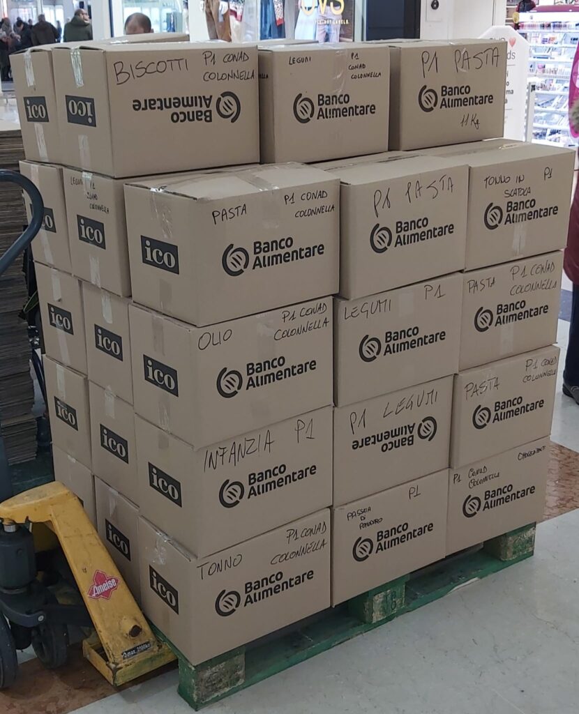Raccolte 210 tonnellate di cibo in Abruzzo e Molise per la Giornata nazionale della colletta alimentare - Gallery 3 colletta2