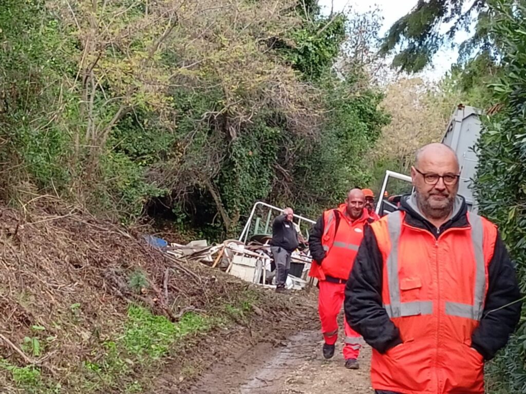Vasto, sgombero in località La Canale - Gallery 10 sgomb9