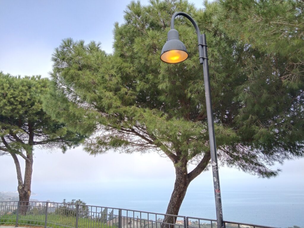 Vasto, degrado e vandali in azione al belvedere San Nicola - GALLERY 4 IMG 20221227 135326