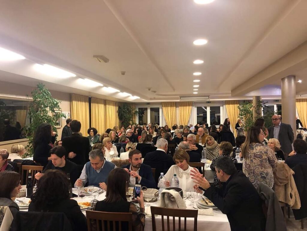 Cena di solidarietà per “costruire una scuola dove non c’è” - Gallery 4 cena di beneficenza3