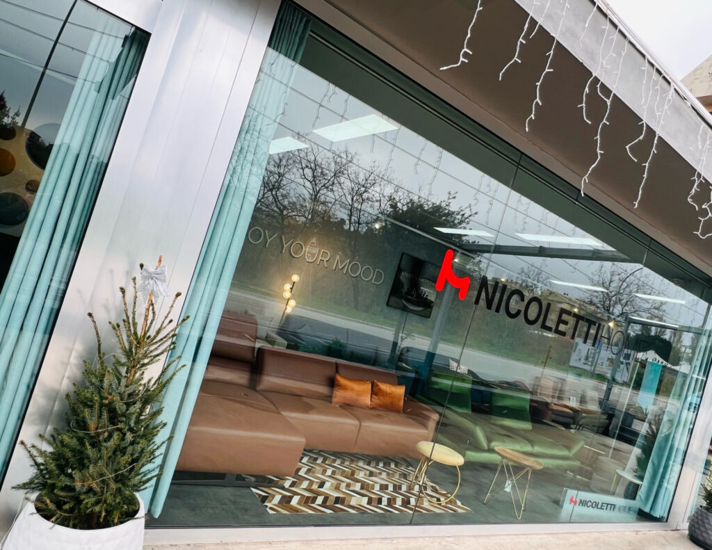 Gli store Dorelan Vasto e Nicoletti Home festeggiano il primo anno dal rinnovo - GALLERY 2 immagine 4 1