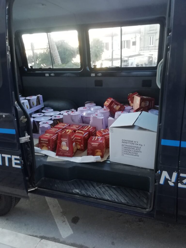 Regali a tutti i detenuti abruzzesi per il Natale - GALLERY 2 foto 4