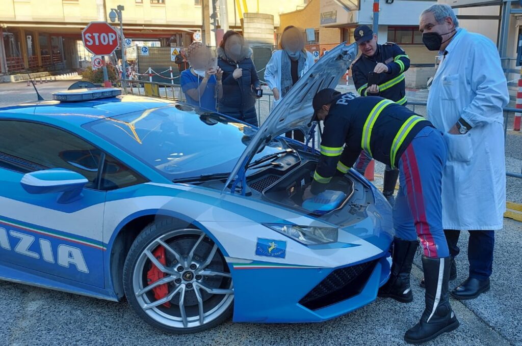Da Padova a L'Aquila, polizia di stato consegna organo per trapianto 2 polizia1