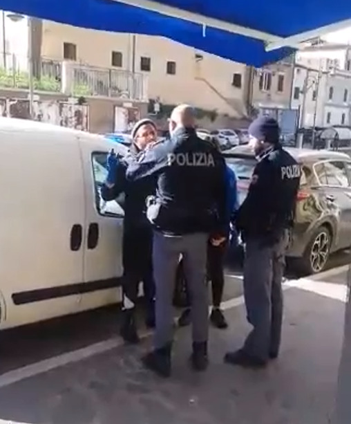 polizia1 2