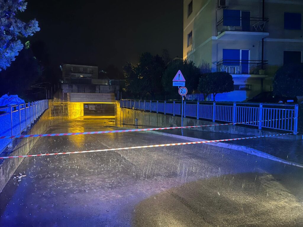 Neve nel Vastese, vento e pioggia sulla costa - Gallery 5 protezione civ