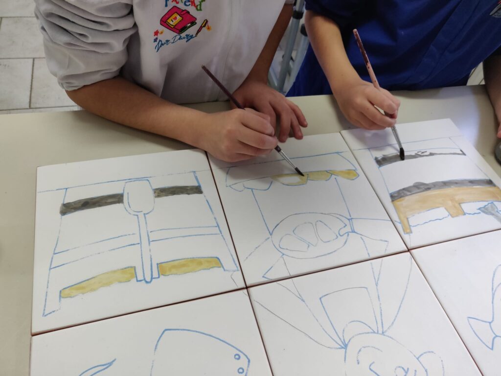 Al via il progetto di ceramica gratuito alla primaria Spataro di Vasto - Gallery 3 ricoclaun1 1