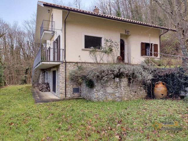 Vuoi vendere il tuo immobile ad acquirenti americani? Scegli Abruzzo Rural Property 5 4 1