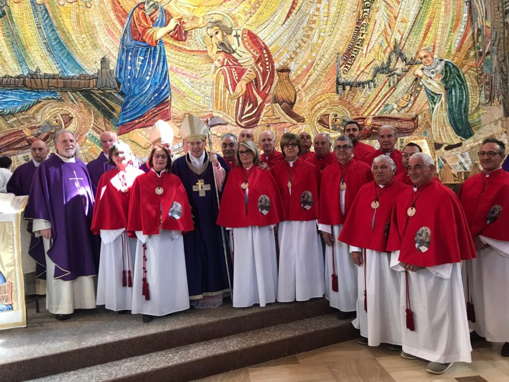 Villaggio Laudato Si'. Oggi la prima pietra - Gallery 15 Benedizione portatori e portatrici San Timoteo 2