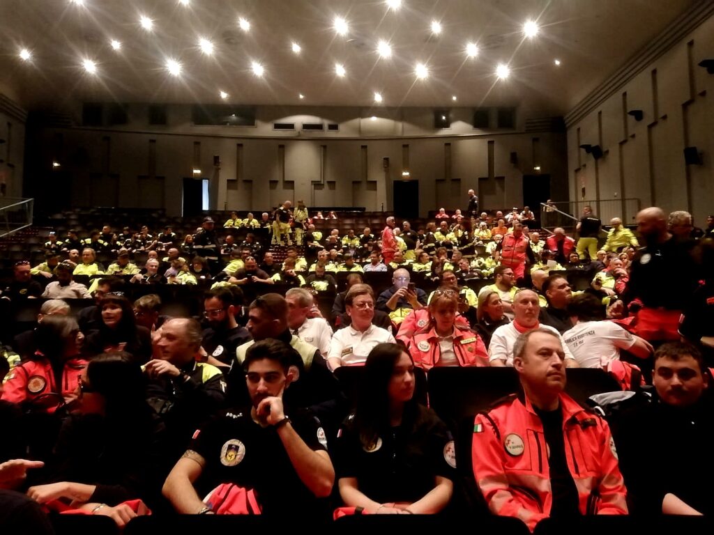 Protezione civile e alluvione del 15 settembre: cerimonia a Senigallia per i volontari 4 Foto 7