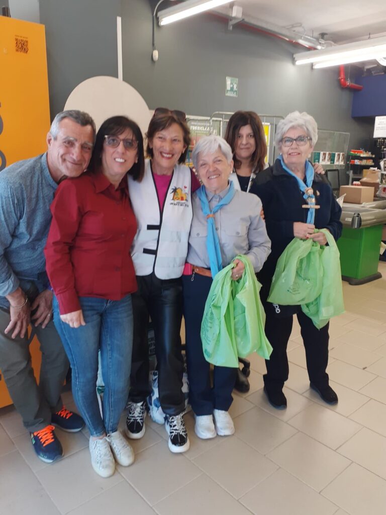Conclusa la colletta alimentare a cura dell'associazione “Un buco nel tetto” e gruppo Diaconia dei Salesiani Don Bosco 7 WhatsApp Image 2023 03 26 at 10.32.09