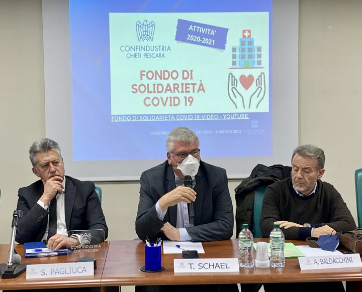 Assemblea dei soci di Confindustria Chieti Pescara - Gallery 3 assemblea confchpe pagliuca schael baldacchini1