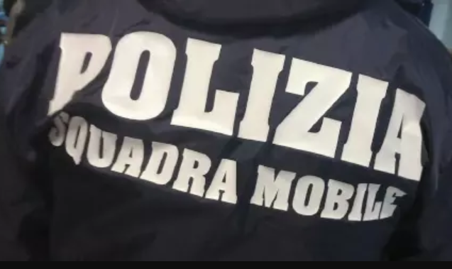 sqiuadra mobile polizia