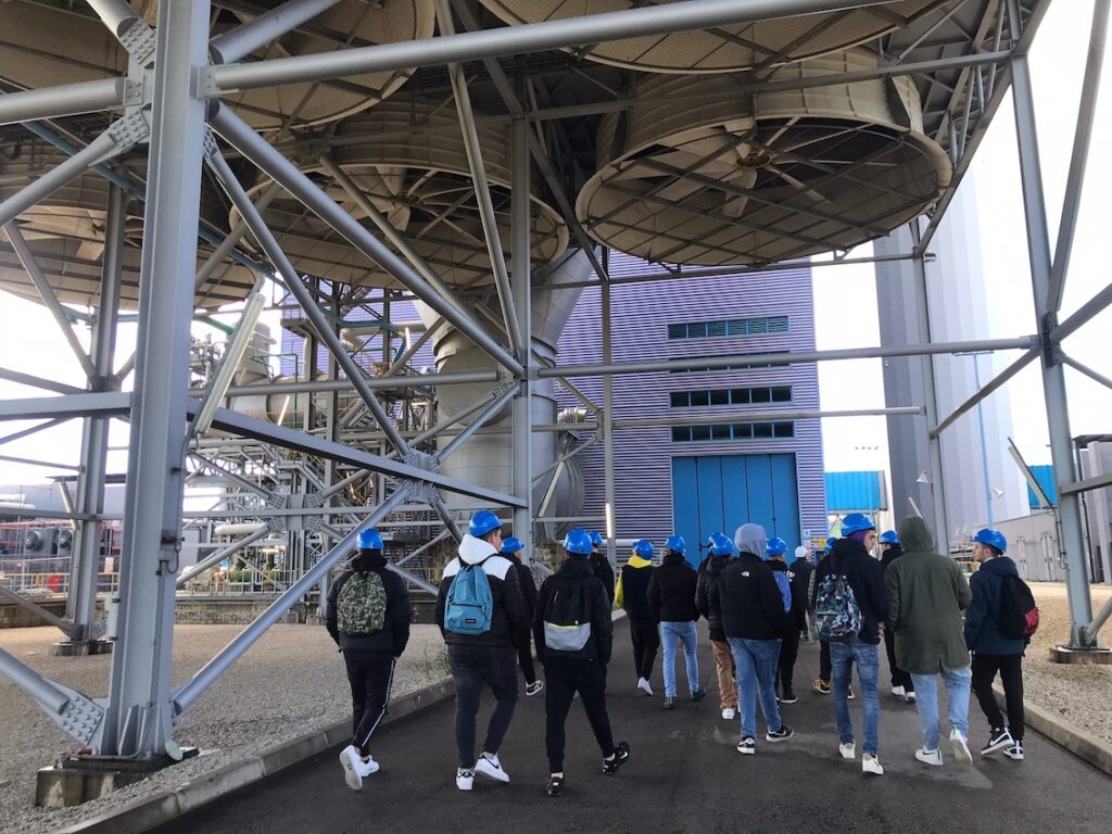Studenti dell'Ipsia di San Salvo alla centrale termoelettrica di Gissi - Gallery 5 turbogas Gissi 4