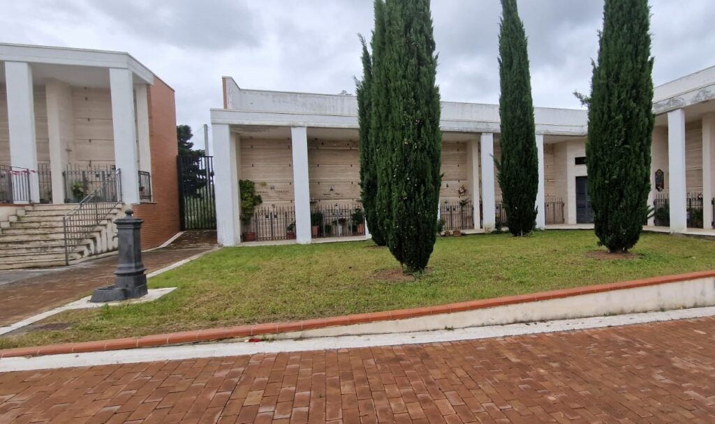 San Salvo, lavori in corso da giorni al cimitero comunale - Gallery 2 2023 cimitero san salvo 4