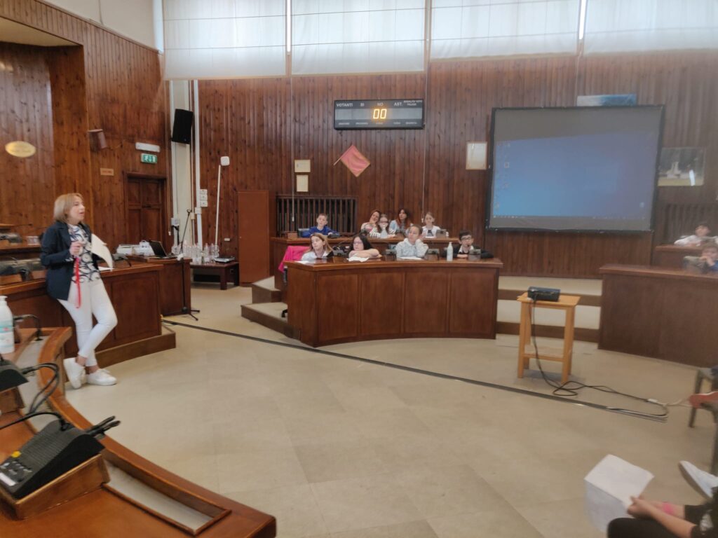 Incontro in Comune con le classi quarte della scuola Spataro 5 44