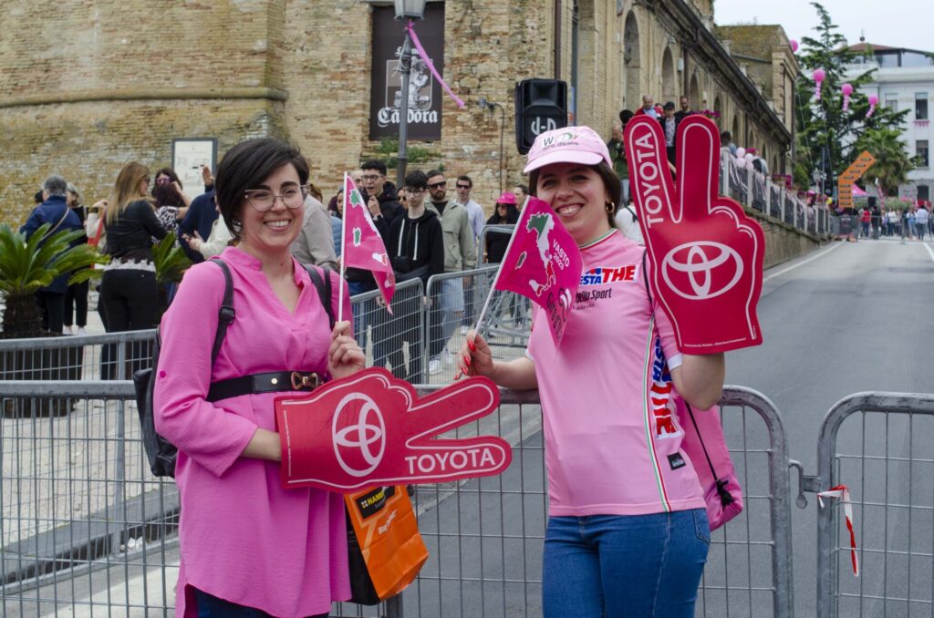 La partenza del "Giro D'Italia 106" a Vasto - Gallery 17 DSC7172