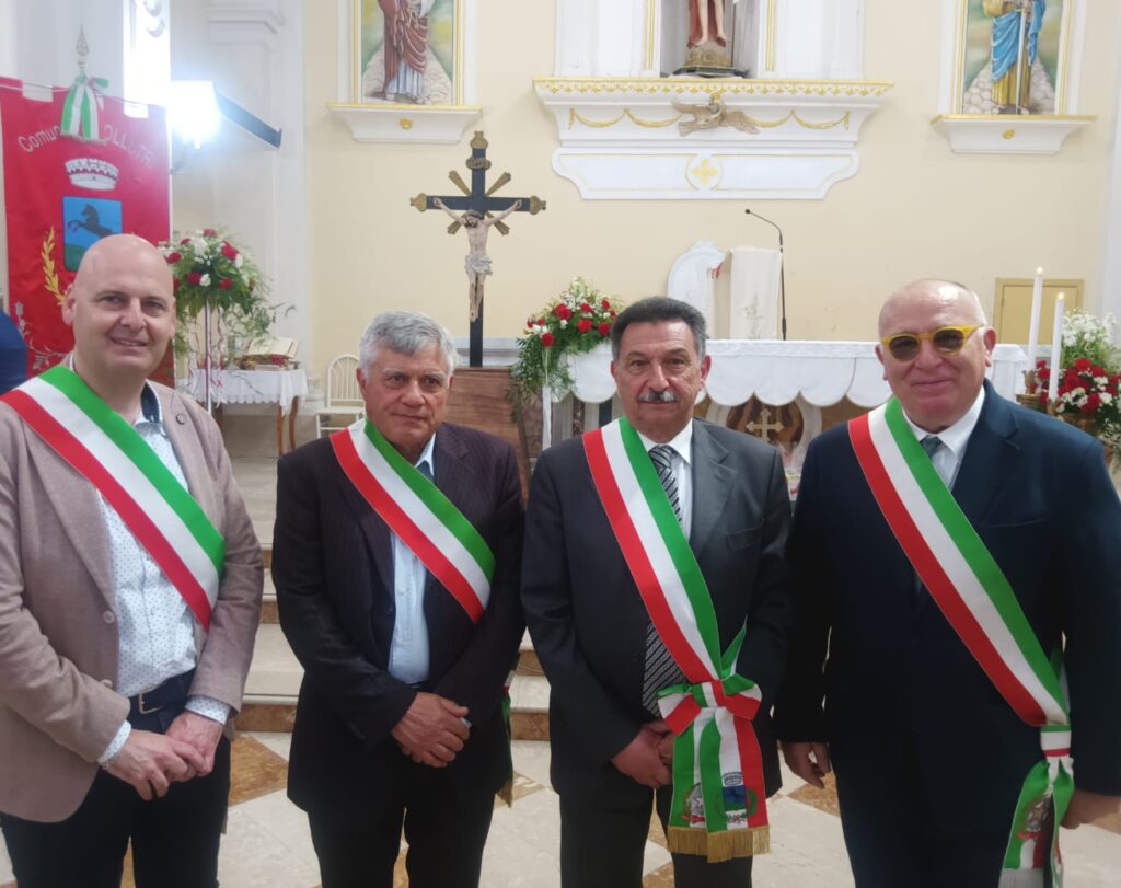 Un ultimo giorno di festa per San Nicola: ieri sera a Pollutri Marco Morandi in concerto - Gallery 9 Immagine WhatsApp 2023 05 07 ore 13.59.12 e1683552354189