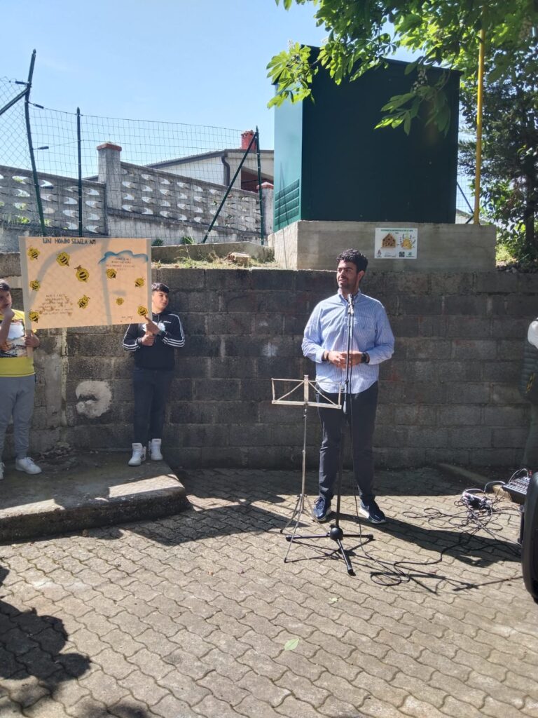 Bee Hotel: anche a Tornareccio l'oasi di biodiversità per aiutare gli insetti impollinatori 4 bee hotel 6