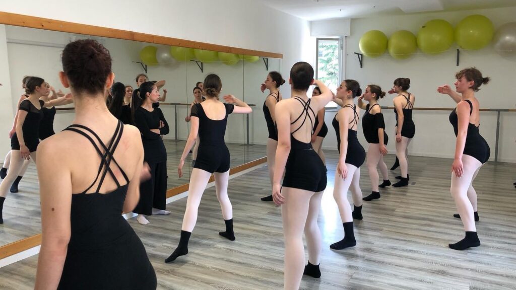 La scuola Tersicore di Vasto rappresenterà l'Abruzzo al Premio Italia di danza - Gallery 4 danza3 1