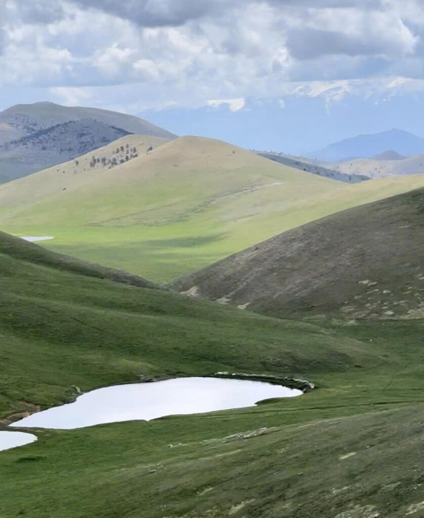 Il Giro d'Italia abbraccia il Gran Sasso: trionfa l'italiano Davide Bais 2 laq2