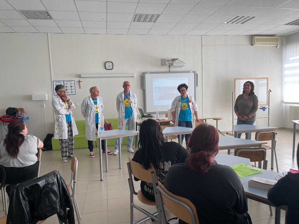 La Ricoclaun a colloquio con 23 studenti del Polo Liceale Pantini Pudente 4 22