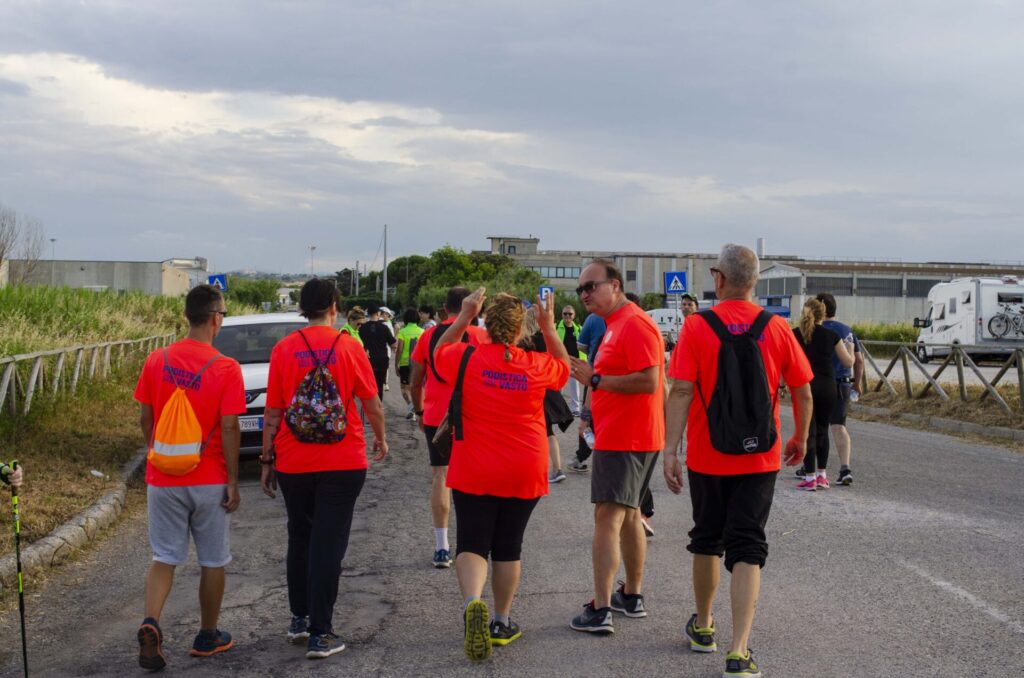 Vasto a sostegno dell'Emilia Romagna: camminata solidale nei pressi di Punta Penna 7 DSC8216