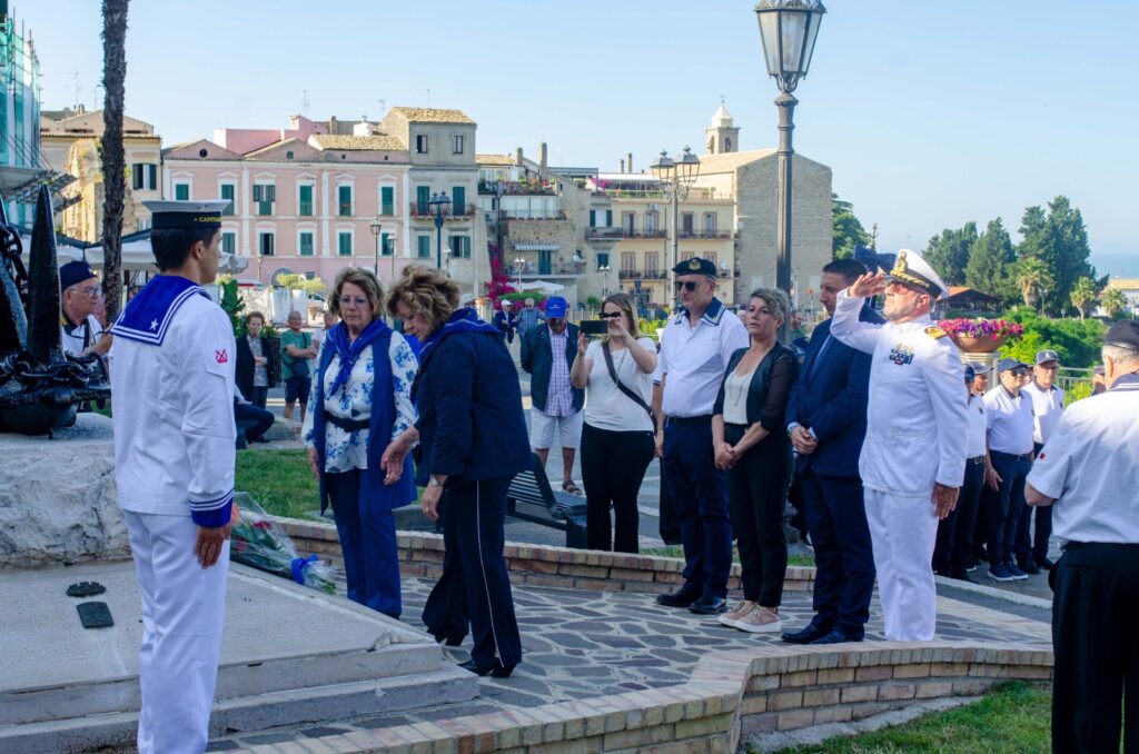Vasto celebra la Festa della Marina Militare 5 DSC8458