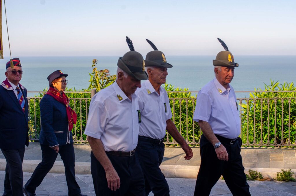 Vasto celebra la Festa della Marina Militare 10 DSC8482