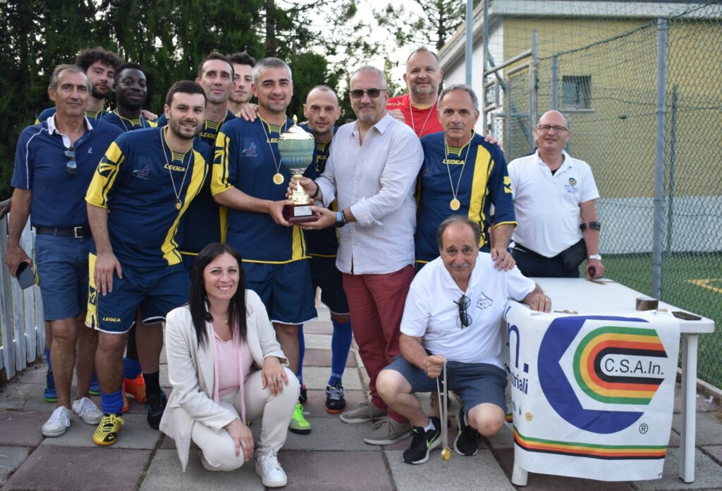 Festa della pallavolo e del calcio a 5: vince sempre la solidarietà 4 Il Cedas StellantisTermoliVincitoredel torneo di calcio a 5
