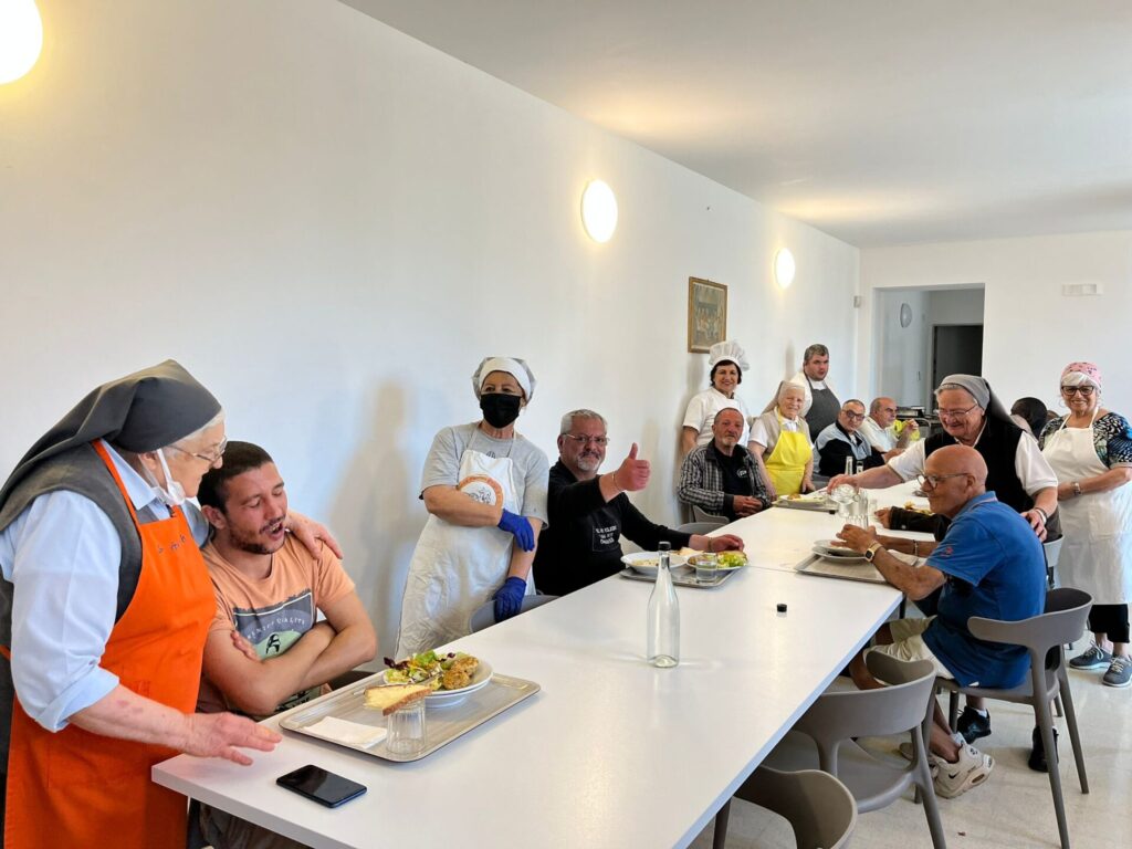La mensa Caritas a Termoli tra le iniziative supportate dall’otto per mille 2 Mensa Caritas Termoli 13
