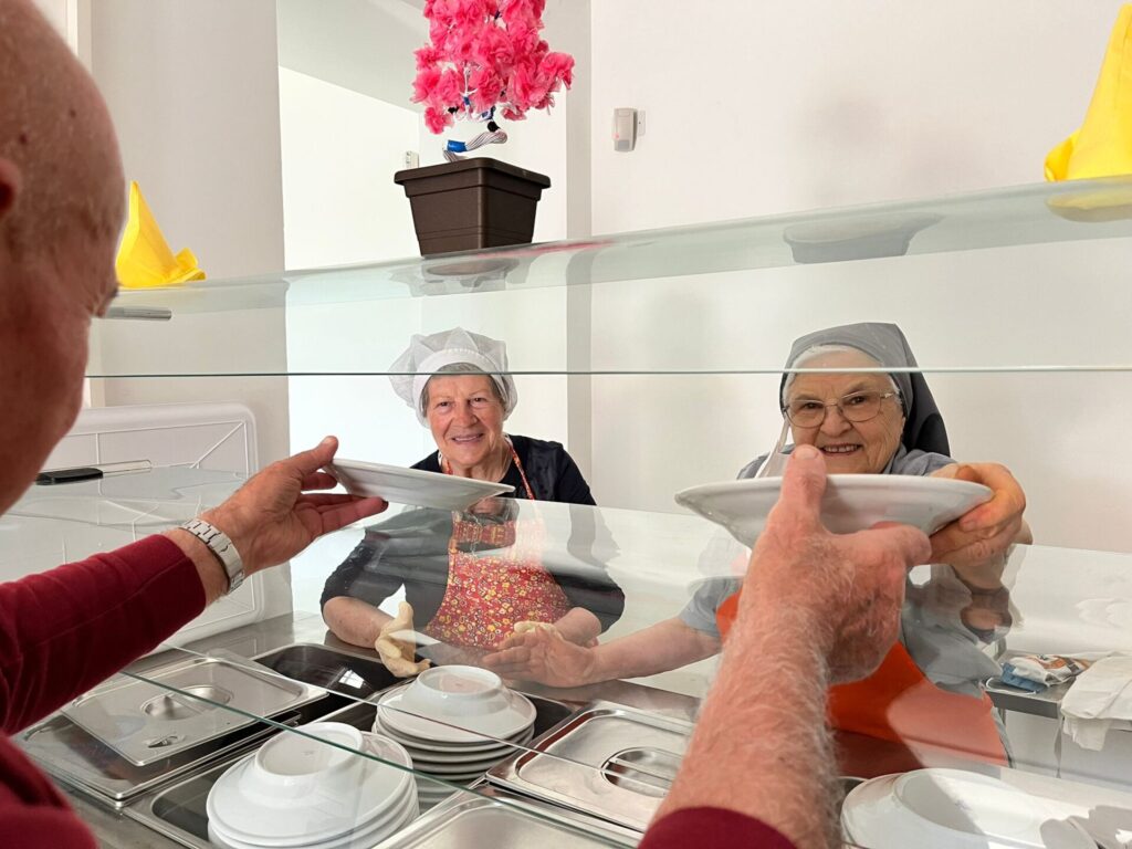 La mensa Caritas a Termoli tra le iniziative supportate dall’otto per mille 4 Mensa Caritas Termoli 19