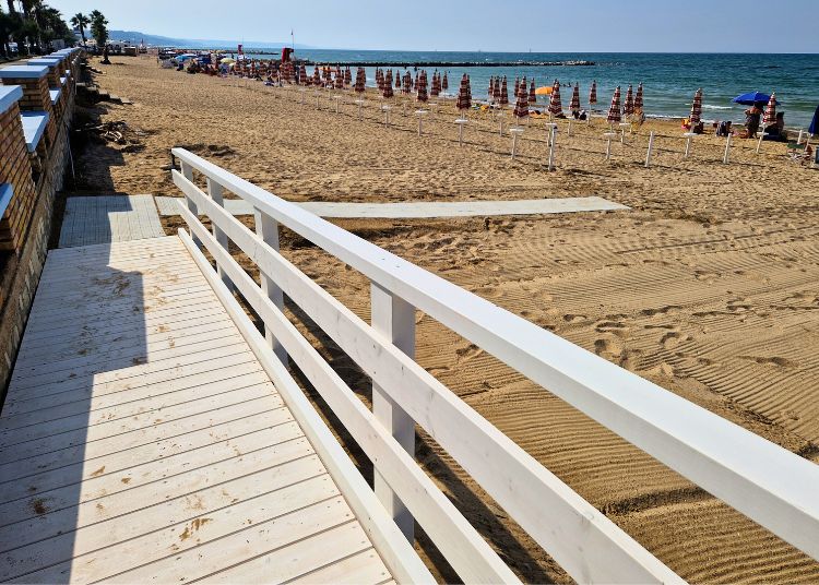 Casalbordino: due rampe per consentire l'accesso in spiaggia a disabili 3 Progetto senza titolo 53