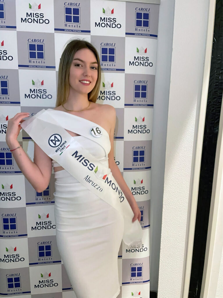 Ortona con Cristina Yaremchuk a Miss Mondo 2023 6 Sta Cristina Yaremchuk gallipoli